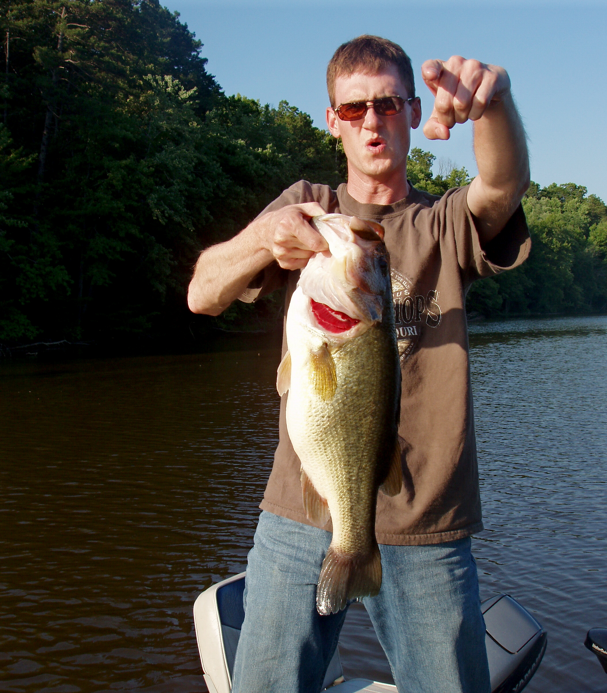 7 lb, 0 ounce largemouth bass