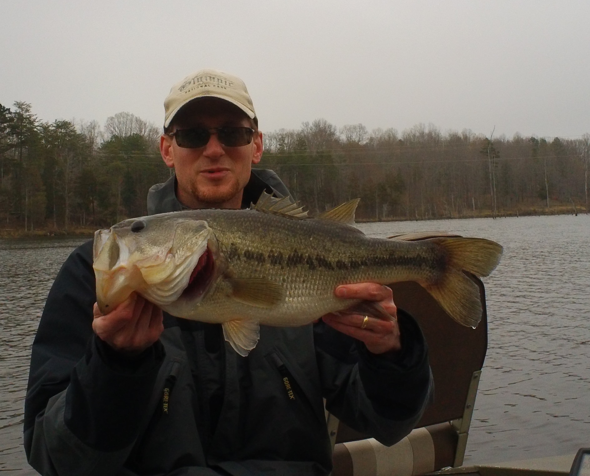 6 lb, 1 ounce Largemouth Bass